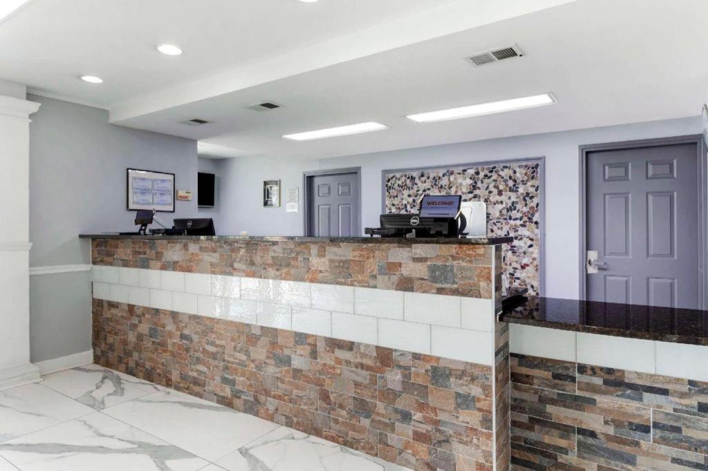 Quality Inn Oak Ridge Exterior foto