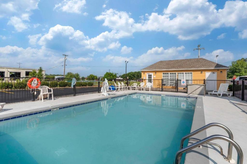 Quality Inn Oak Ridge Exterior foto